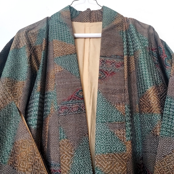 Vintage 50's 60's Japanese Kimono w/ abstract geometric mermaid design - Picture 14 of 16